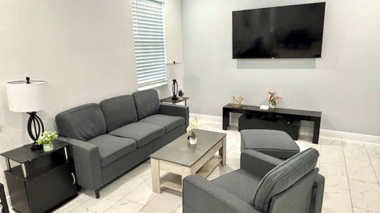 Photo of Livingroom in Lake Magdalene
