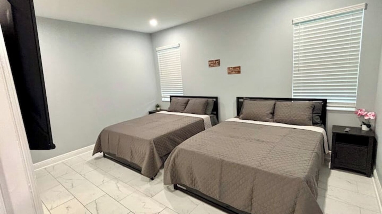 Photo of Bedroom in Lake Magdalene