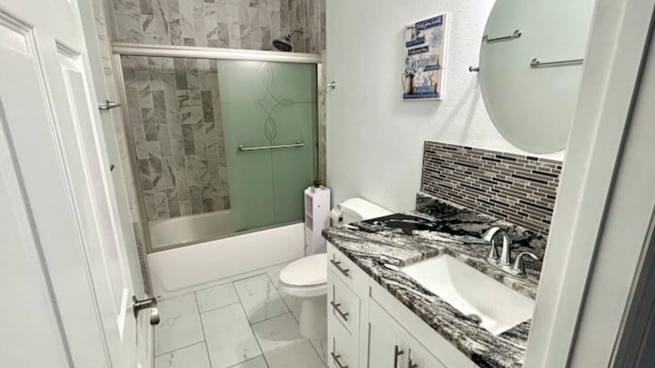 Photo of Bathroom in Lake Magdalene