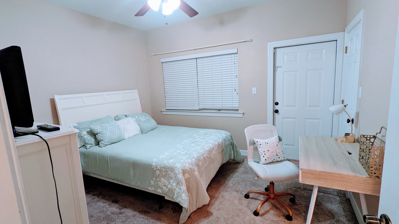 Photo of Bedroom in Tallahassee