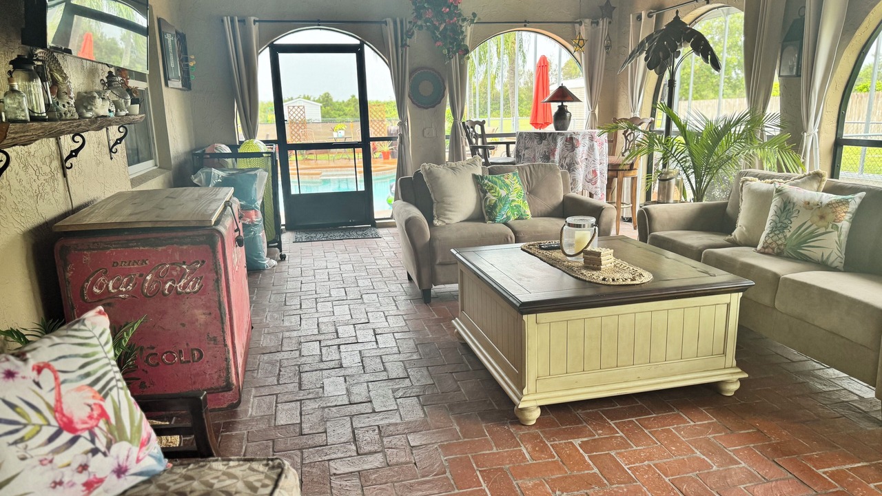 Photo of Livingroom in Port Malabar