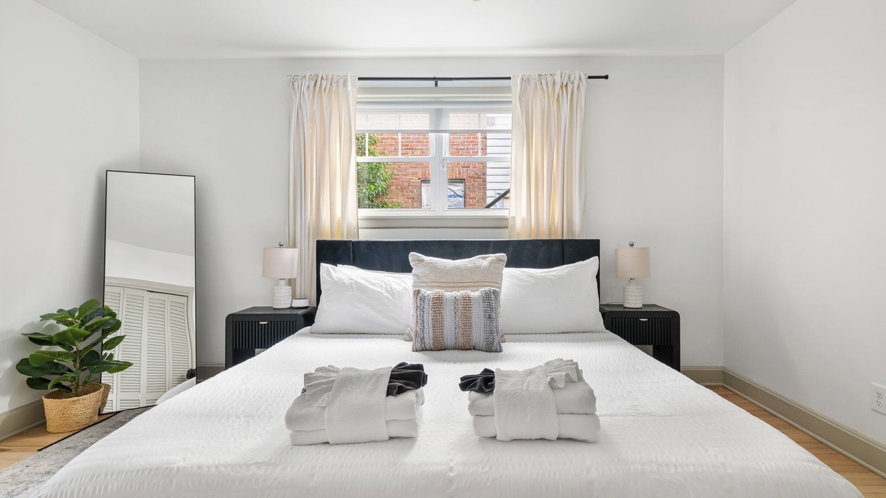 Photo of Bedroom in Charleston
