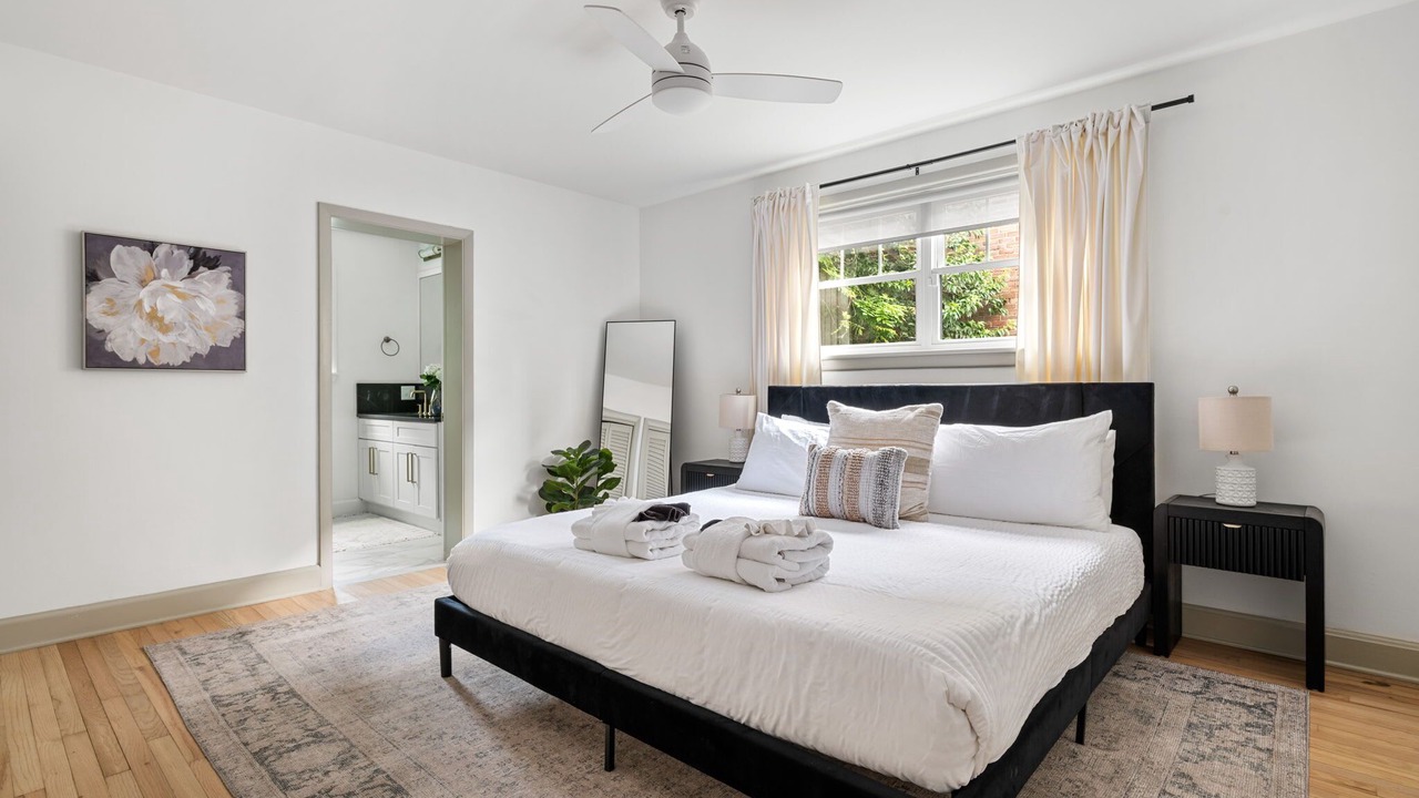 Photo of Bedroom in Charleston