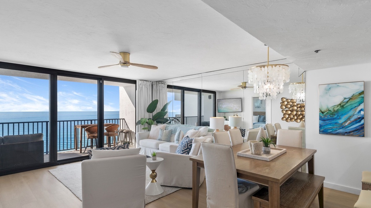 Photo of Livingroom in Beach District