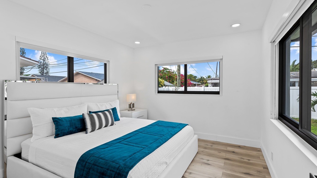 Photo of Bedroom in Hallandale Beach