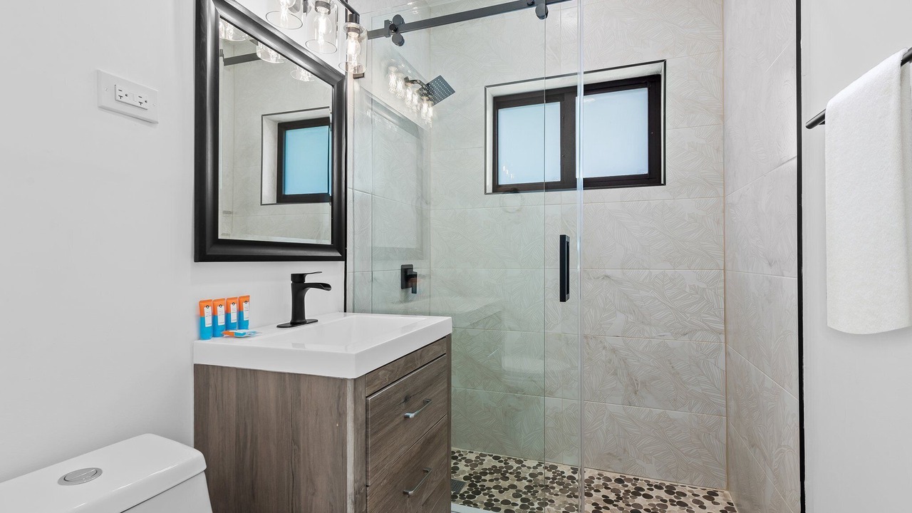 Photo of Bathroom in Hallandale Beach