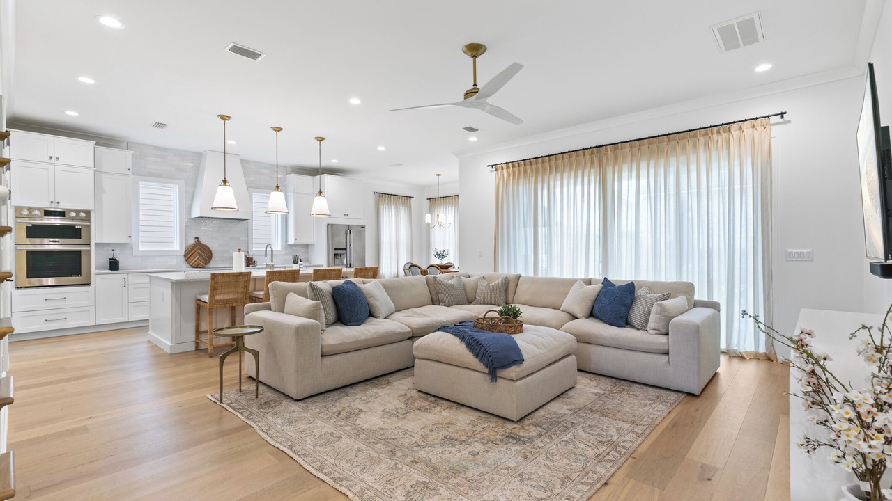 Photo of Livingroom in Seaview Park