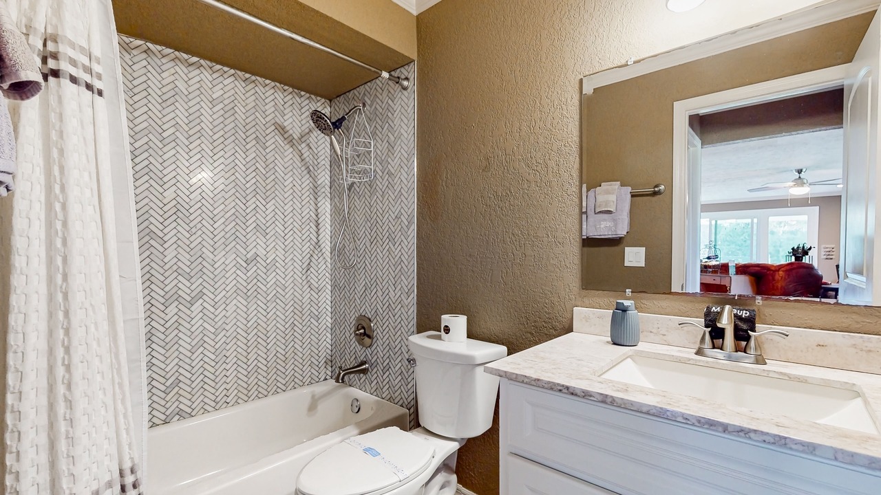 Photo of Bathroom in Micanopy