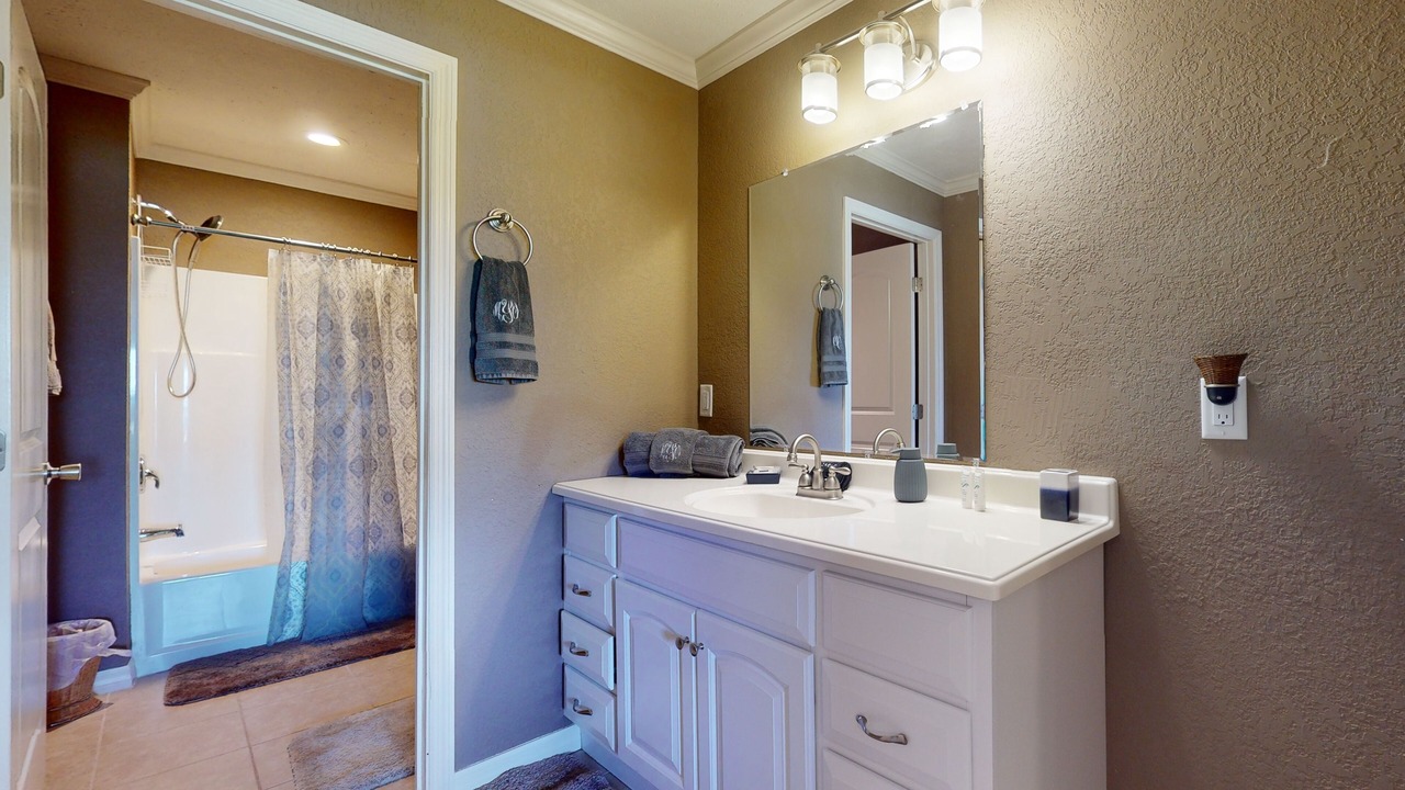 Photo of Bathroom in Micanopy