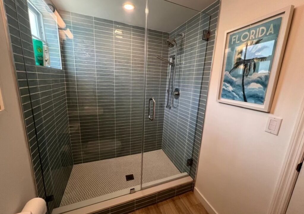 Photo of Bathroom in Monroe County