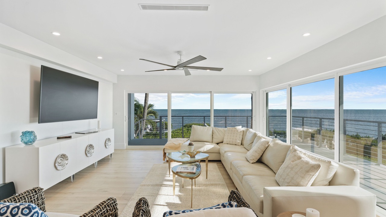 Photo of Livingroom in Islamorada