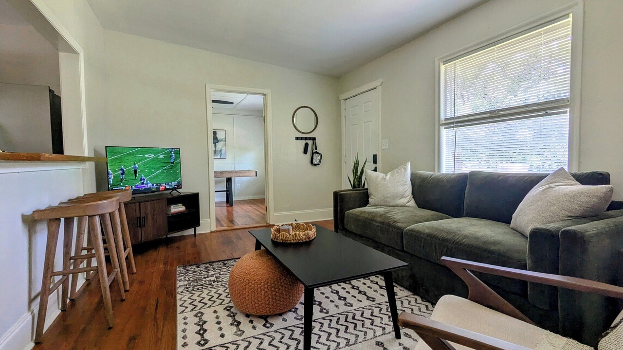 Photo of Livingroom in Tallahassee