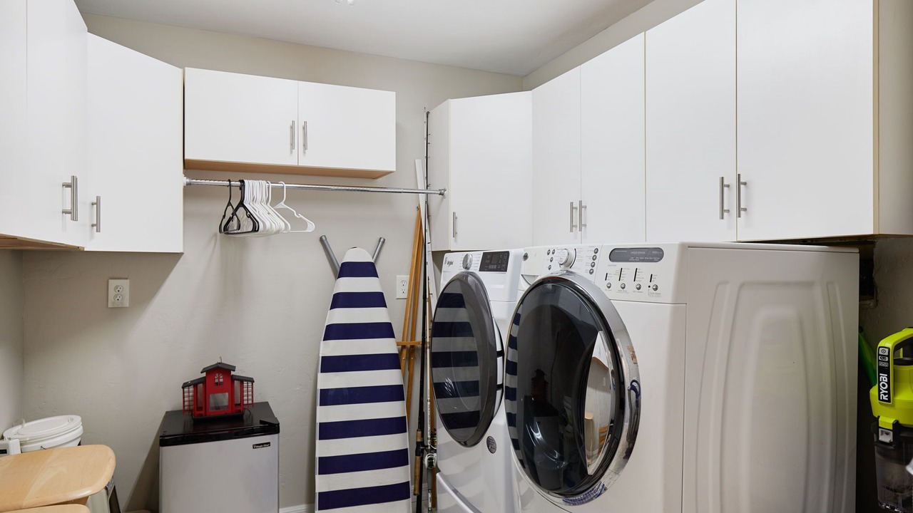 Photo of Bedroom in Iona Shores