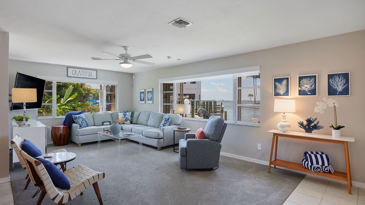 Photo of Bedroom in Iona Shores