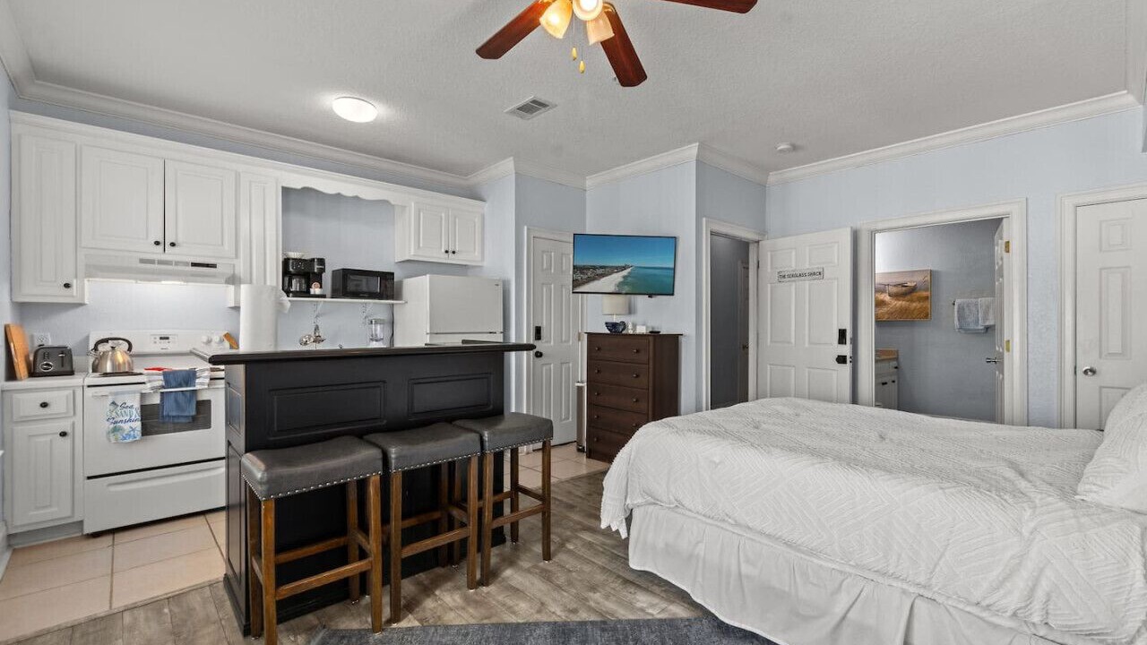 Photo of Bedroom in El Centro Beach