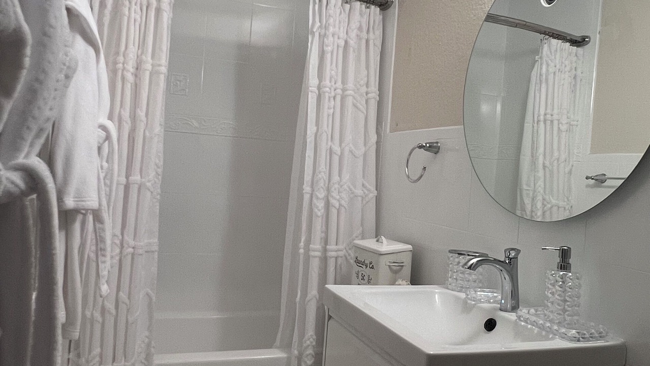 Photo of Bathroom in Olympia Heights