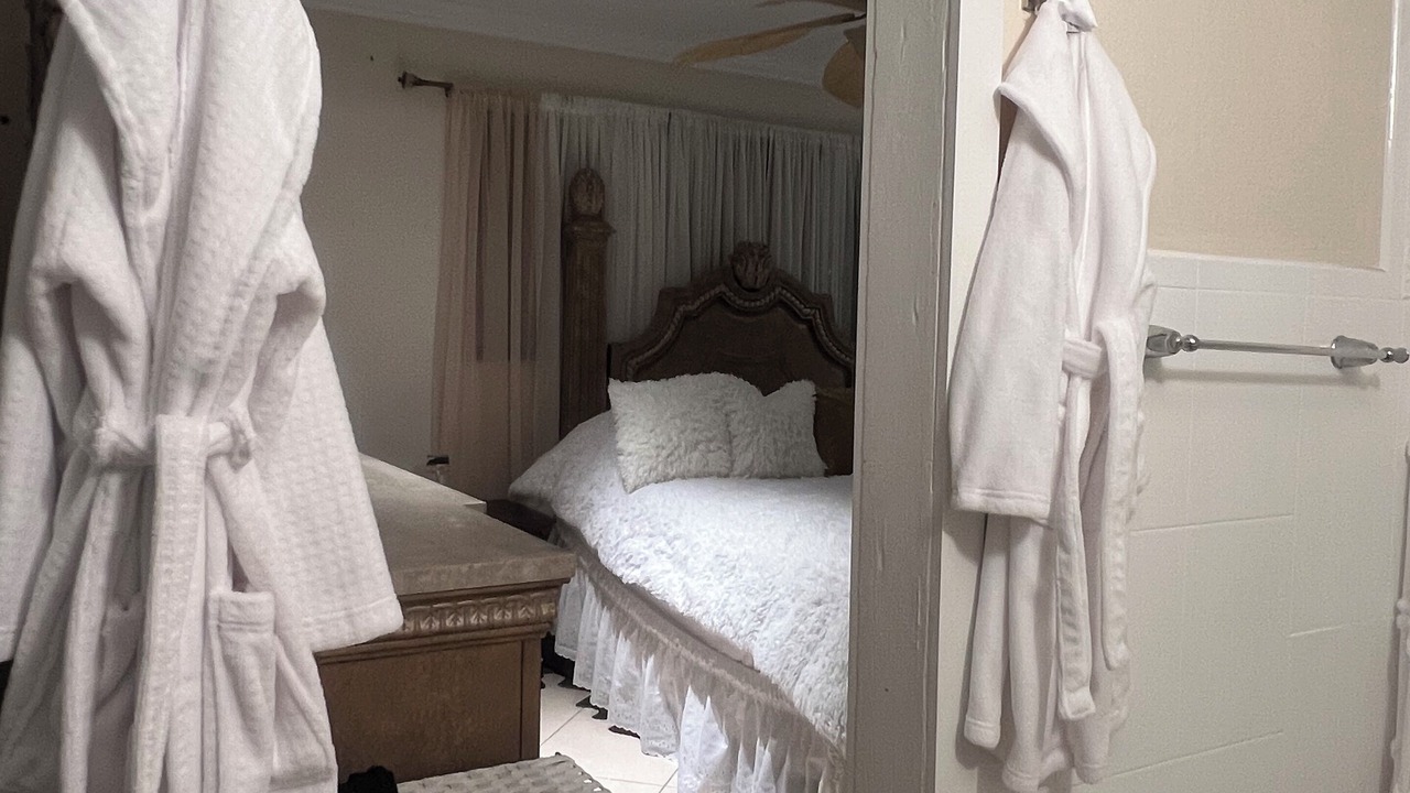 Photo of Bedroom in Olympia Heights