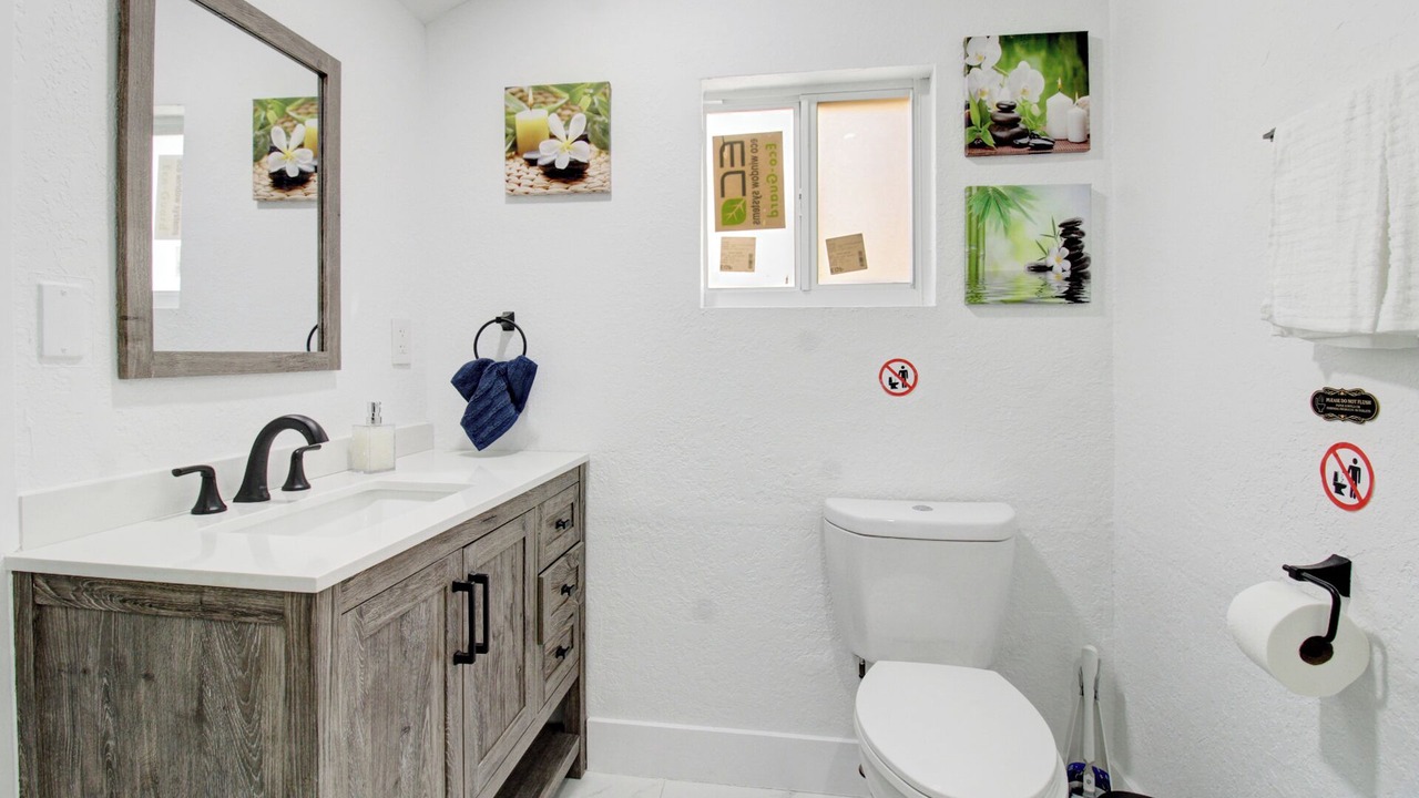 Photo of Bathroom in Miami Shores