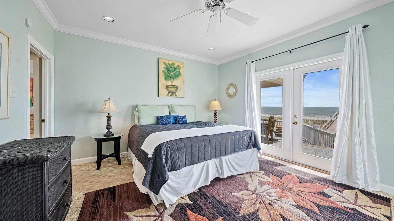Photo of Bedroom in Audubon Place