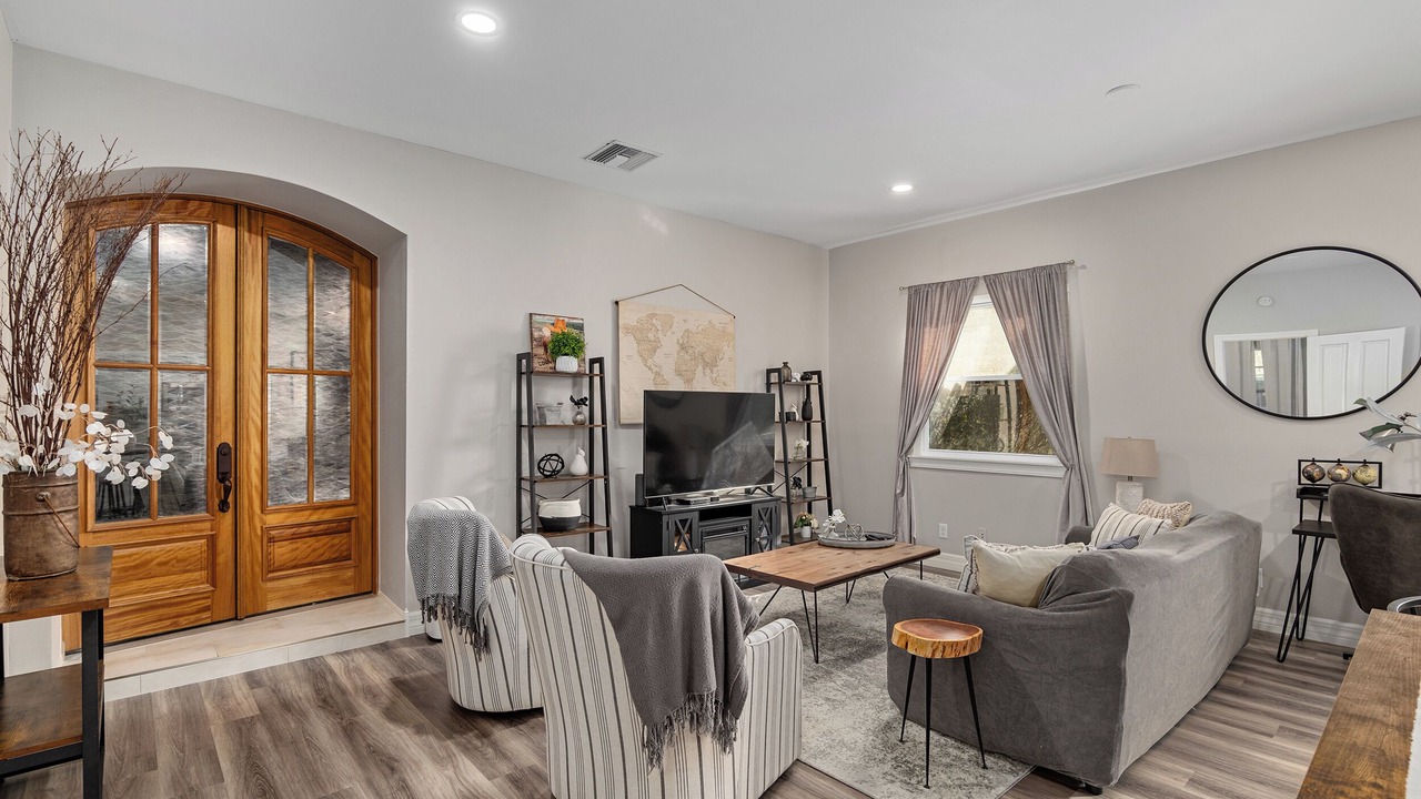 Photo of Livingroom in Fellowship