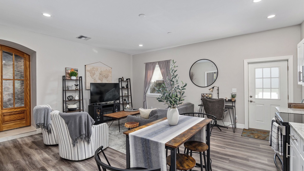 Photo of Livingroom in Fellowship