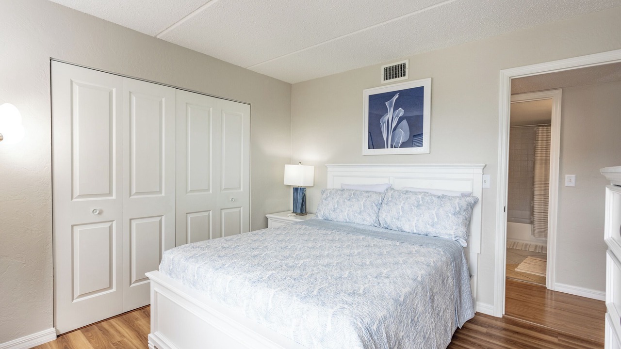 Photo of Bedroom in Winthrop Holding