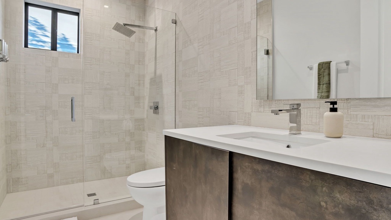 Photo of Bathroom in Sailboat Bend