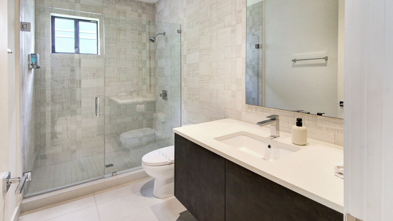 Photo of Bathroom in Sailboat Bend