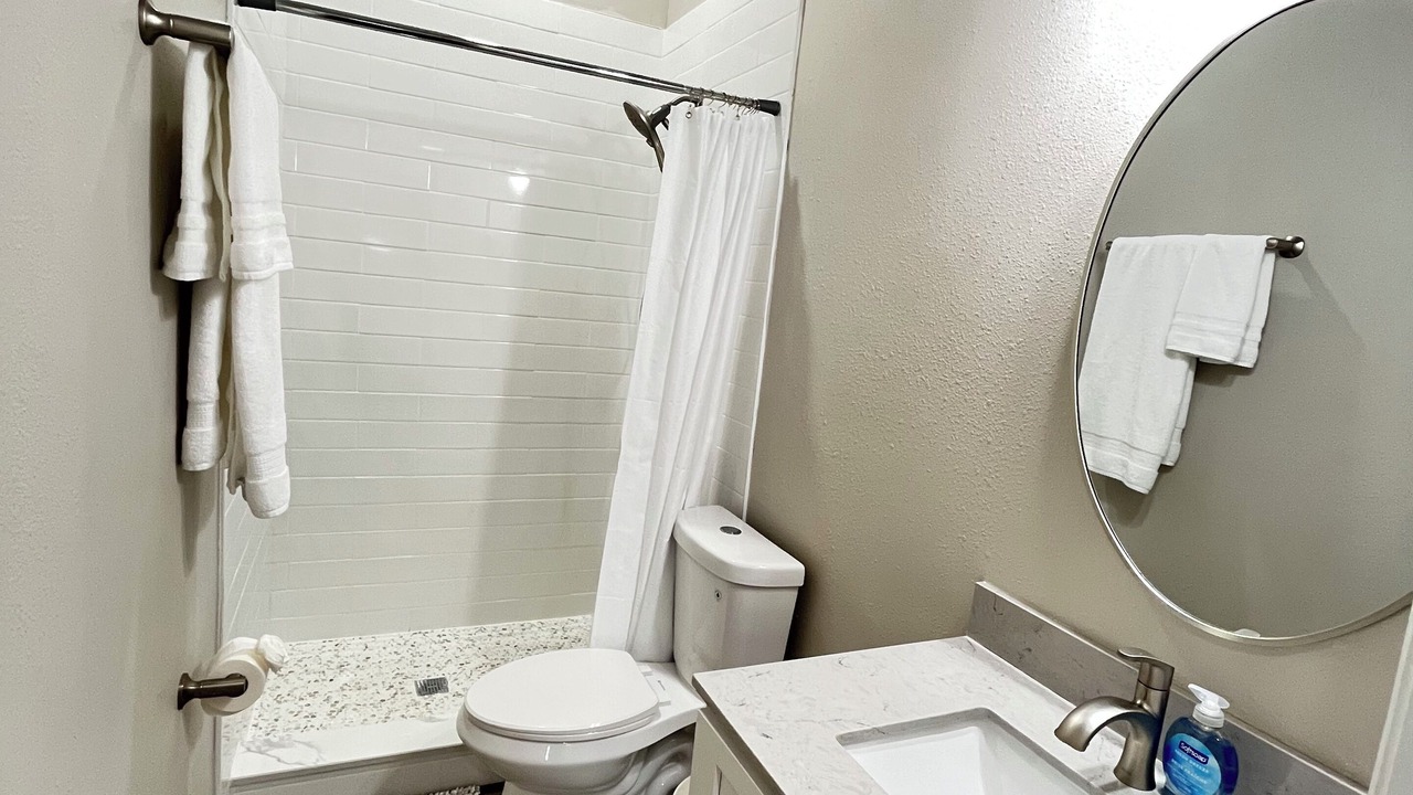 Photo of Bathroom in Highpoint