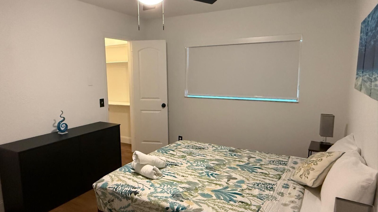Photo of Bedroom in Cypress Gardens