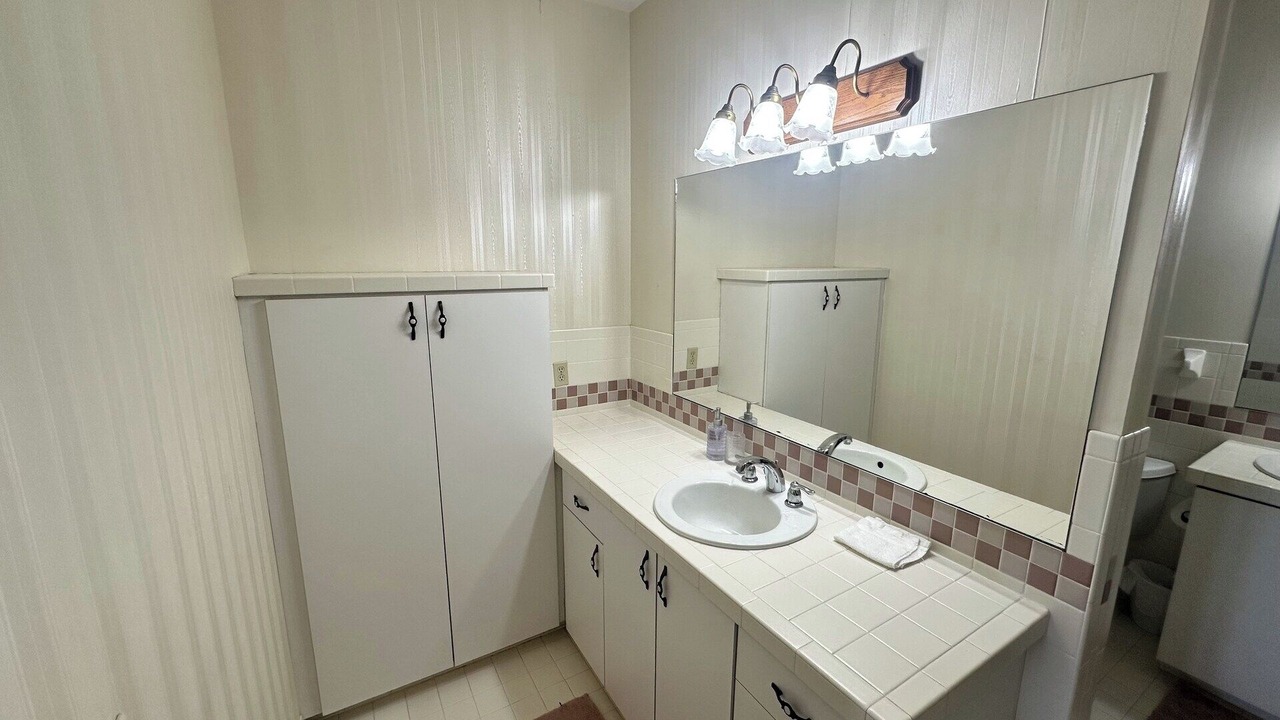Photo of Bathroom in Fort Pierce