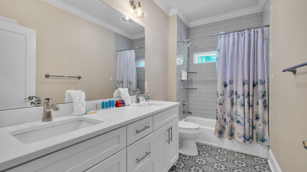 Photo of Bathroom in Killearn Lakes