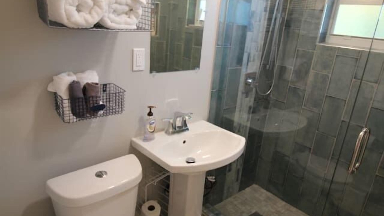 Photo of Bathroom in Sailboat Bend