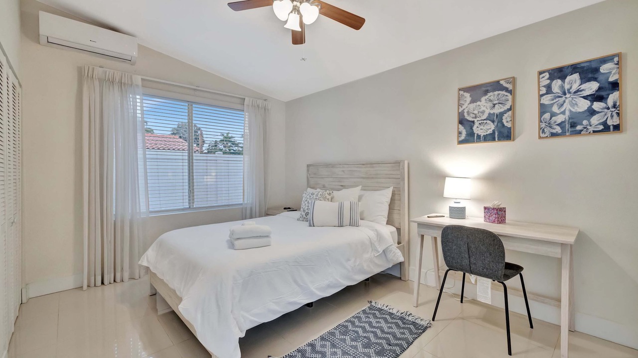 Photo of Bedroom in Riverside Park
