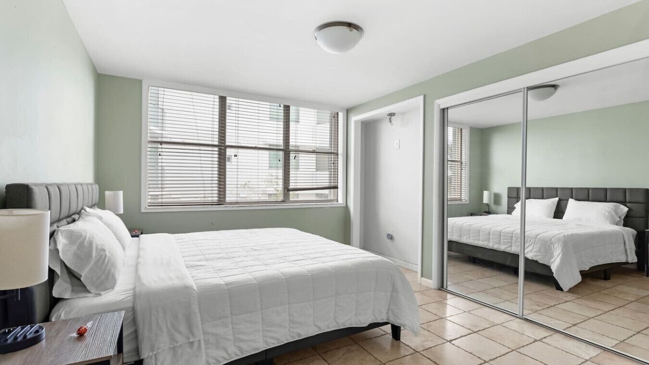 Photo of Bedroom in Bay Harbor Islands