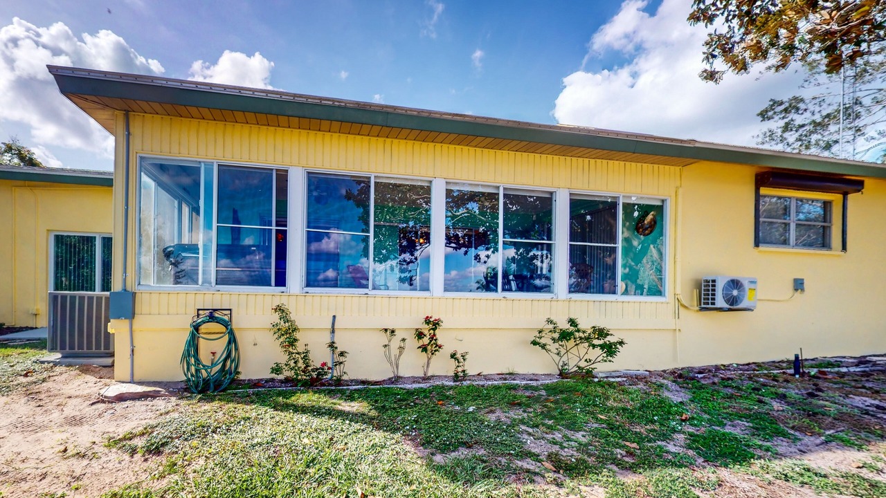 Photo of Outdoor in Sebring