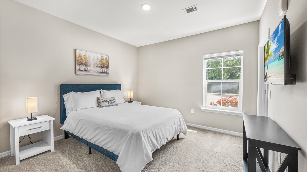 Photo of Bedroom in Interchange Square