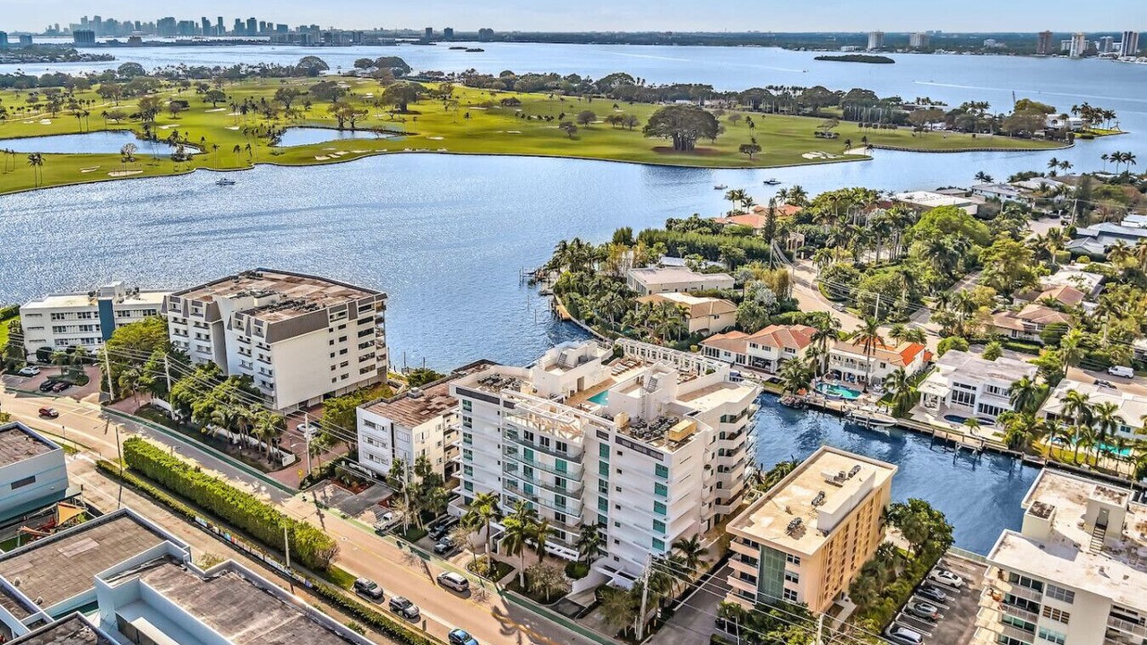 Photo of Outdoor in Bay Harbor Islands