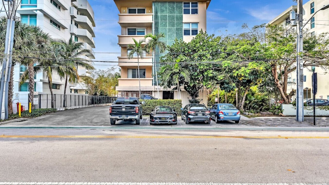 Photo of Outdoor in Bay Harbor Islands
