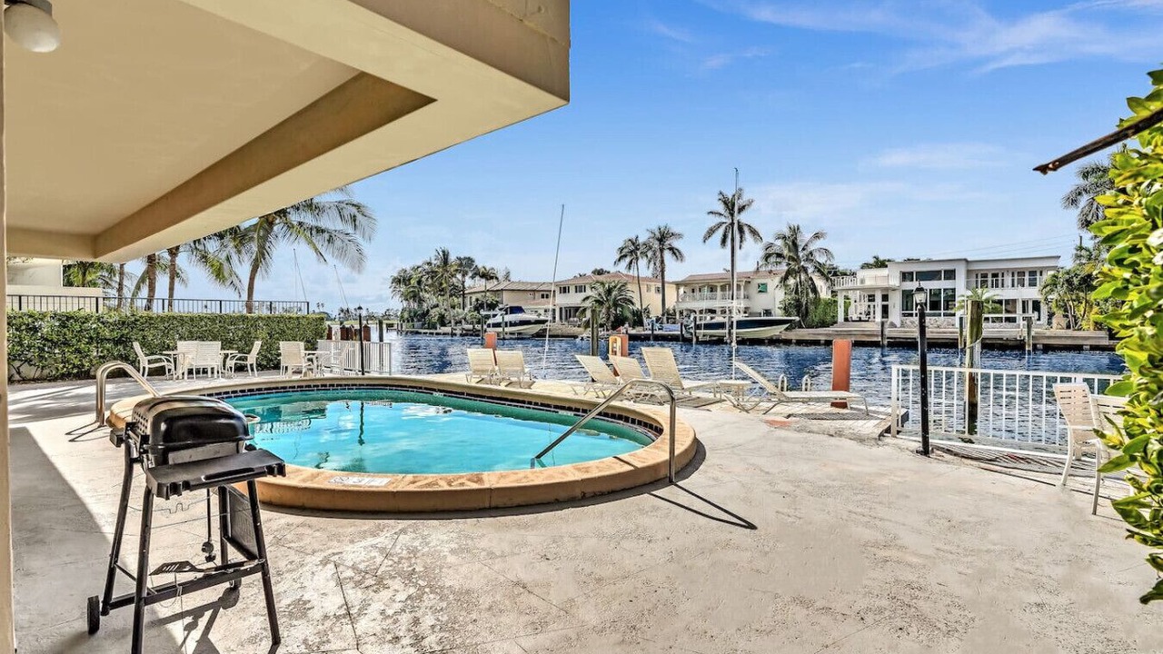Photo of Outdoor in Bay Harbor Islands