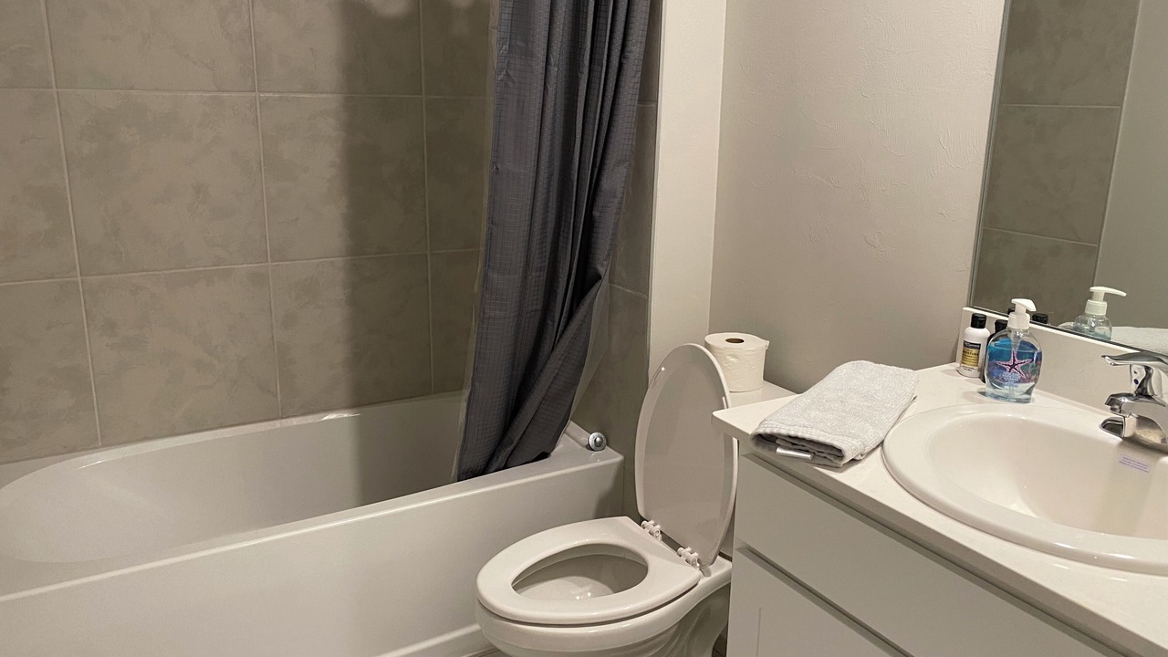 Photo of Bathroom in Gulf Cove