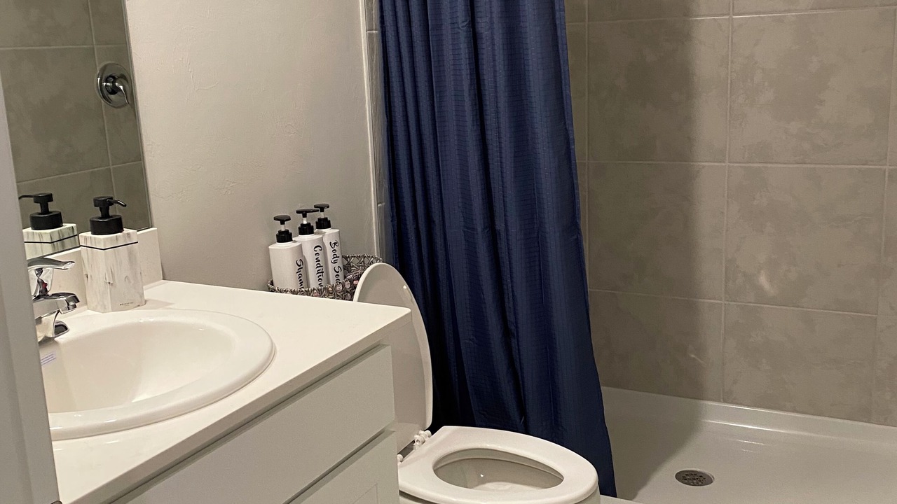 Photo of Bathroom in Gulf Cove