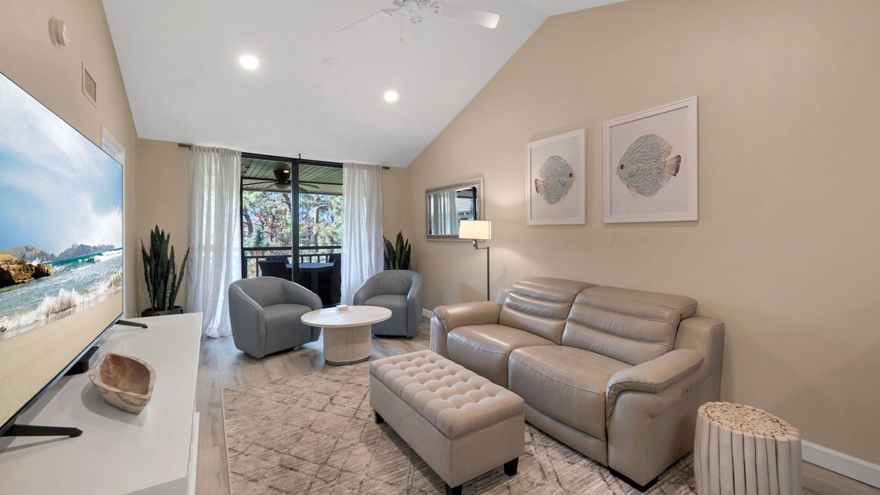 Photo of Livingroom in Bonita Bay
