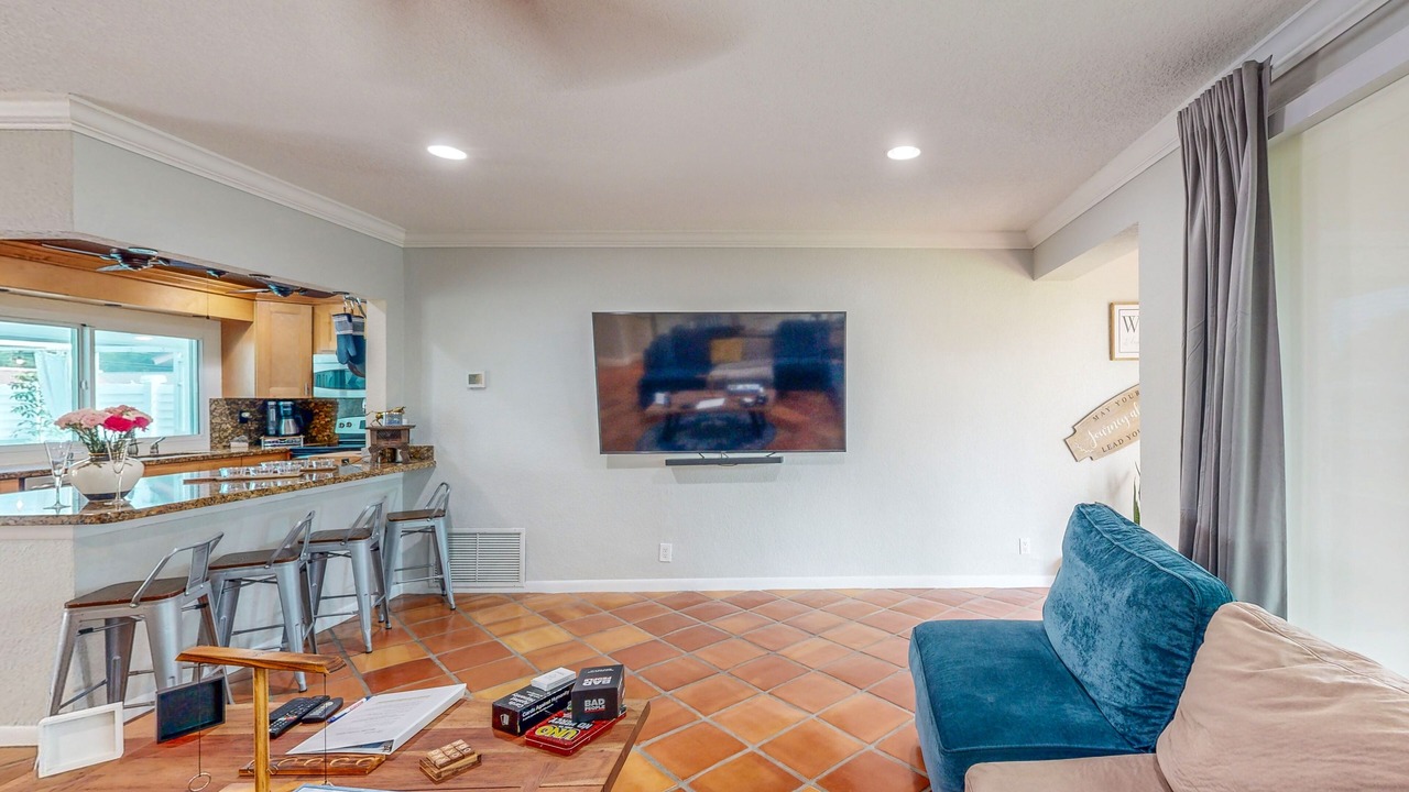 Photo of Livingroom in Nautilus Isle