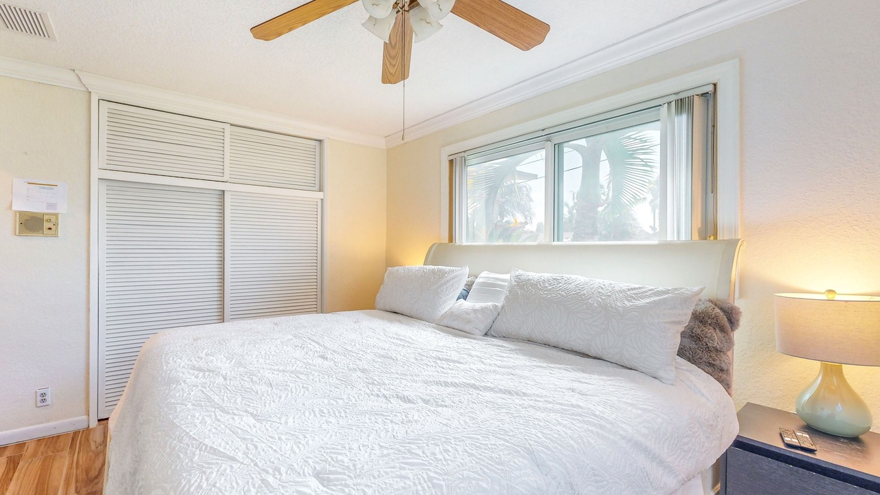 Photo of Bedroom in Nautilus Isle