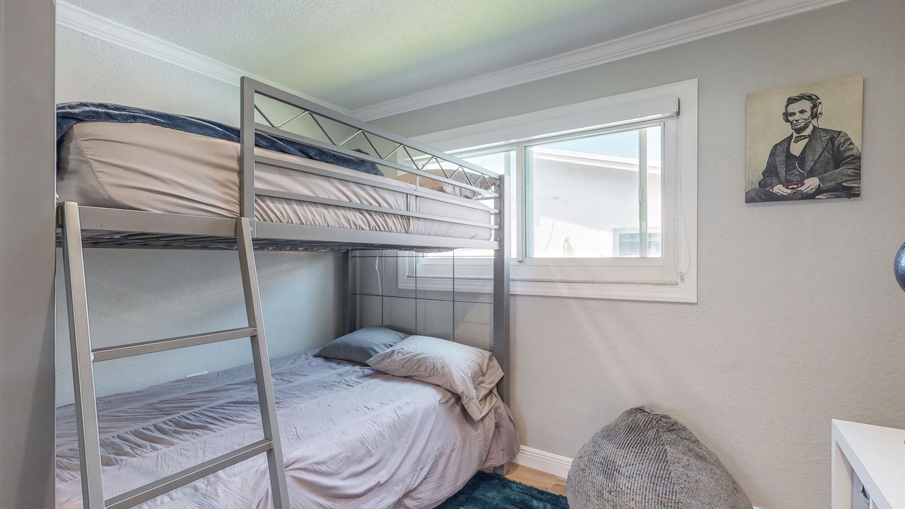 Photo of Bedroom in Nautilus Isle