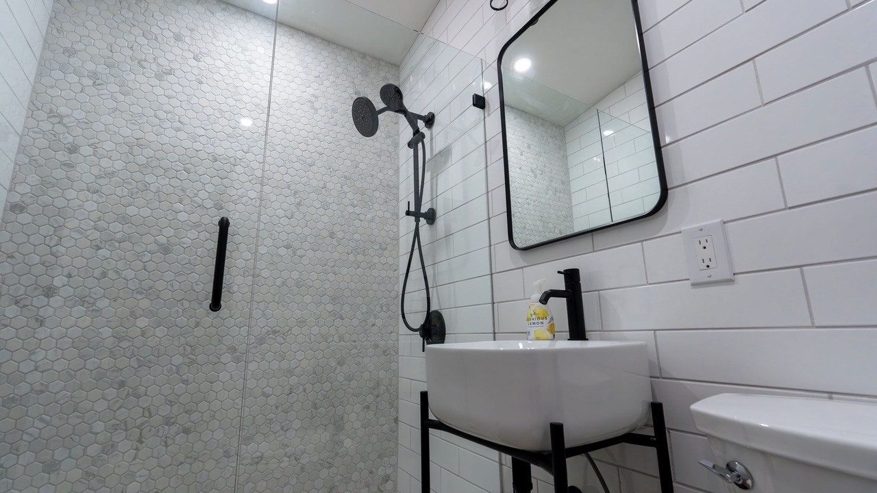 Photo of Bathroom in Bay Towne