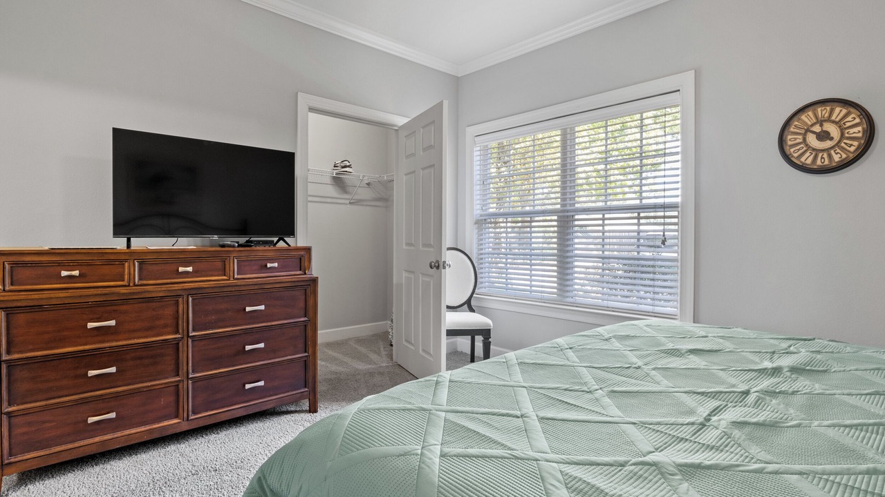 Photo of Bedroom in Foley
