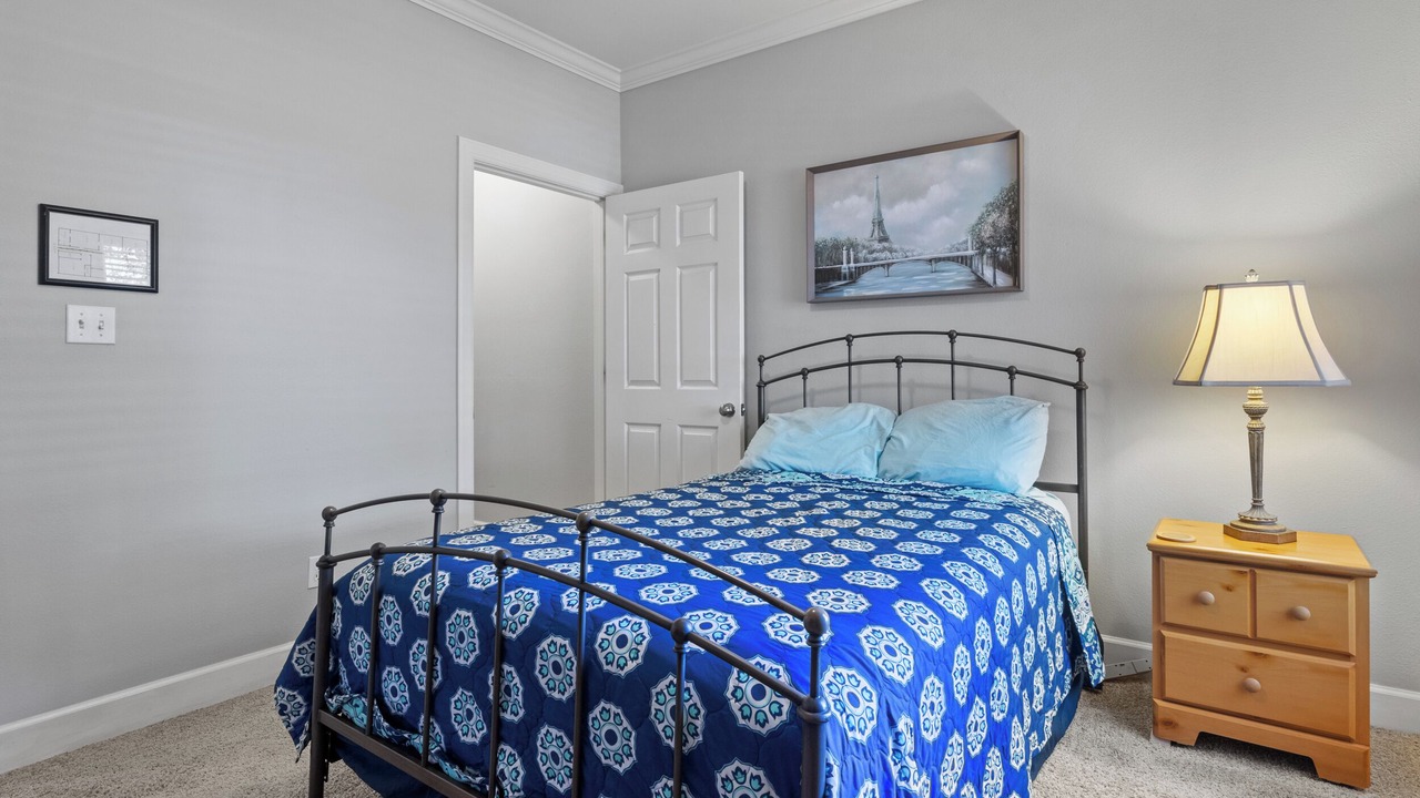 Photo of Bedroom in Foley