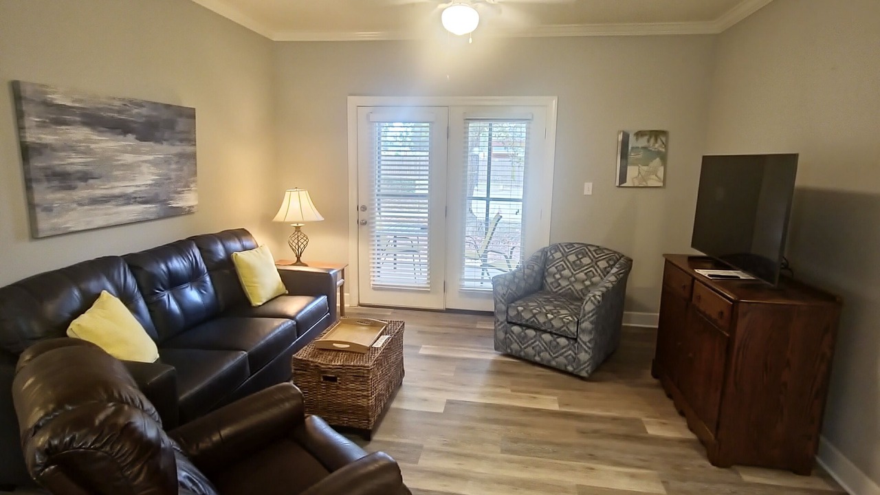 Photo of Livingroom in Foley